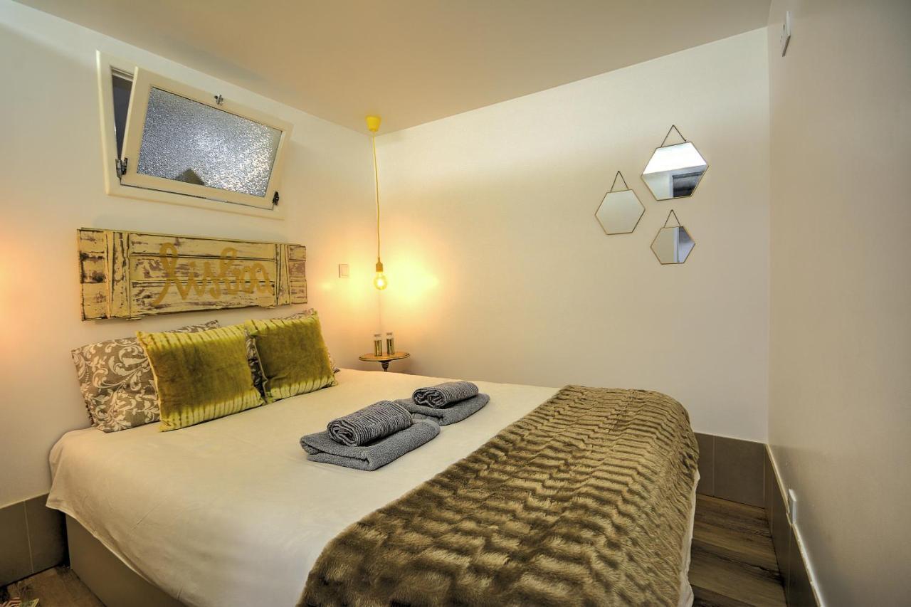 Traditional Apartment With A Terrace, Ac And Fast Internet Lisboa Dış mekan fotoğraf