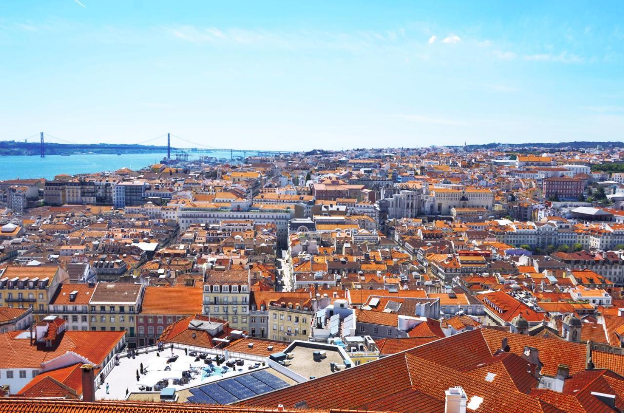 Traditional Apartment With A Terrace, Ac And Fast Internet Lisboa Dış mekan fotoğraf